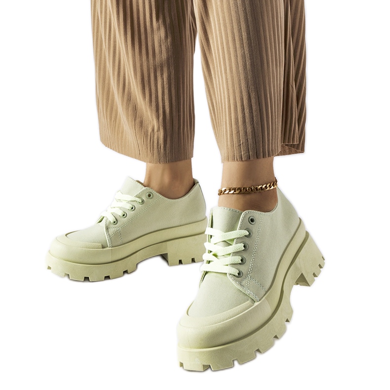 Zöld cipő masszív Pointe talppal Zöld cipő masszív Pointe talppal