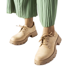 Coleman bézs cipő masszív talppal