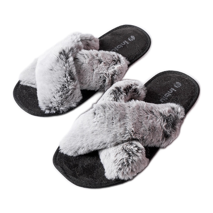 Szürke bundás papucs a Domenica-tól Szürke bundás papucs a Domenica-tól