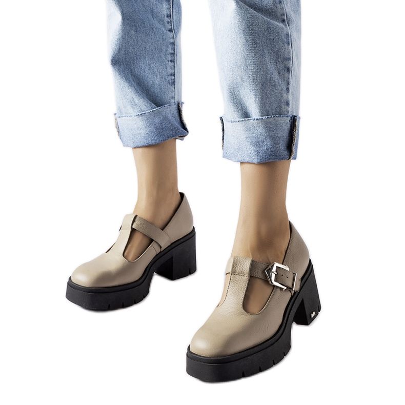 Inna Bézs Karino cipő