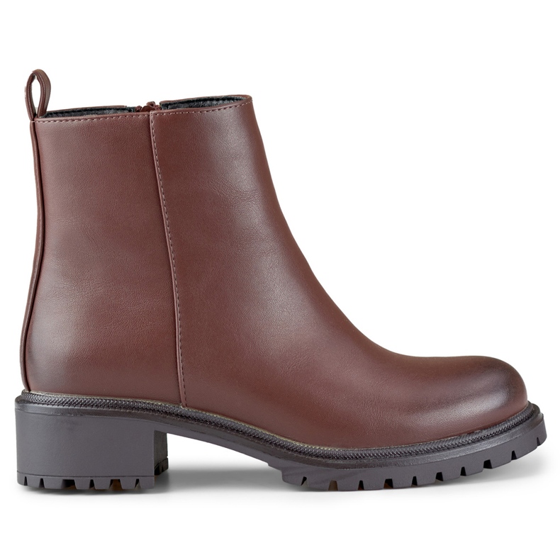 Klasszikus barna női bokacsizma ökobőrből