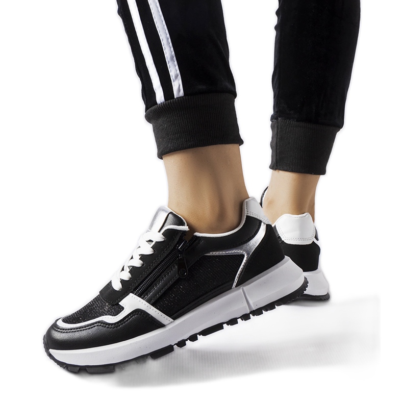 Fekete dekoratív Camuzzoni tornacipő