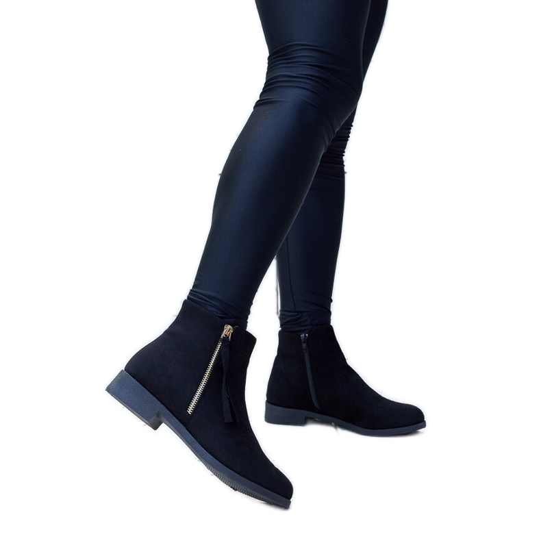 Fekete szigetelt, öko-velúr csizma a Paien-től