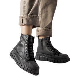 Fekete szigetelt tornacipő Big Star MM274625