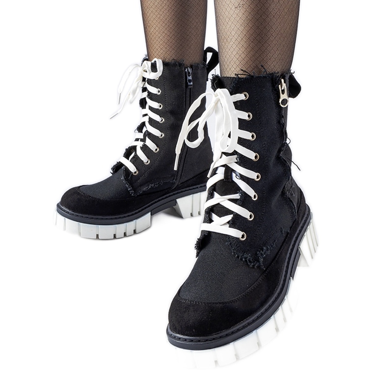 Fekete szigetelt Crispiero csizma Fekete szigetelt Crispiero csizma