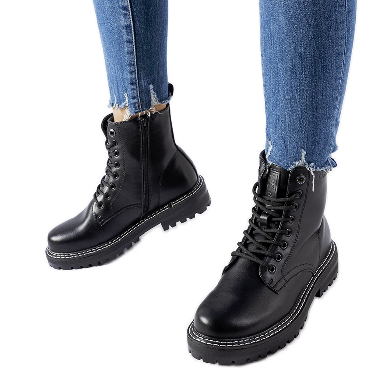 Fekete klasszikus csizma Big Star KK274538