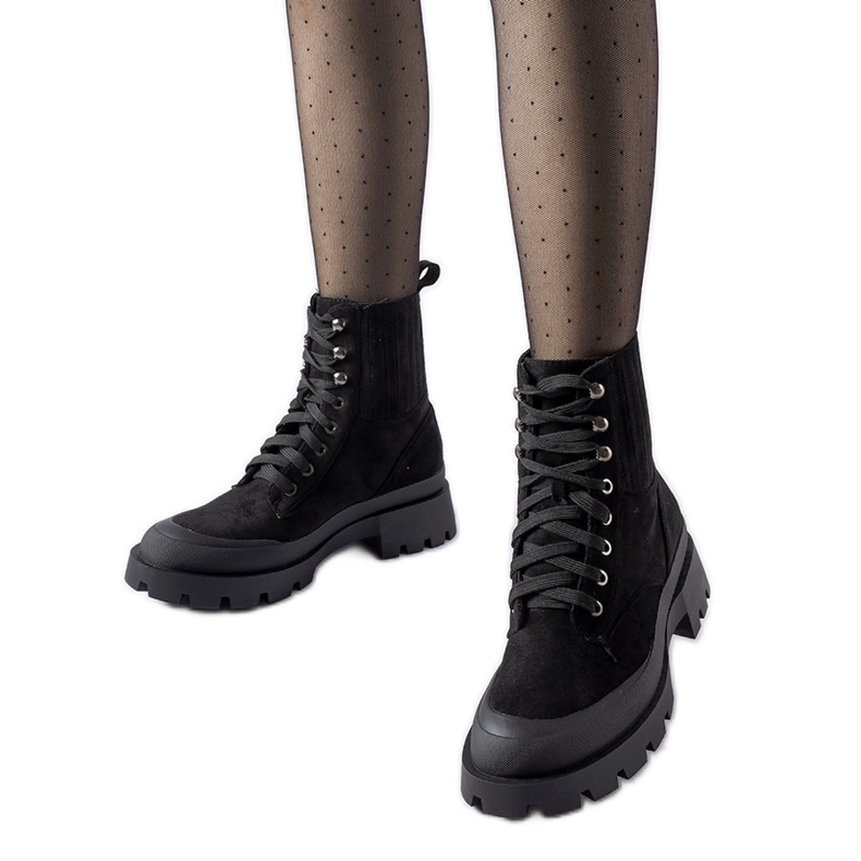 Fekete bokacsizma Orson öko-velúrból