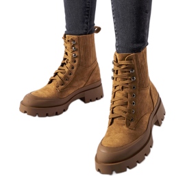 Barna, öko-velúr csizma az Orson márkától