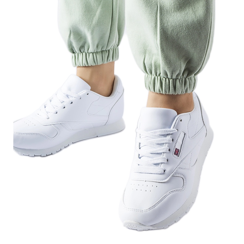 Inna Klasszikus fehér Poulsen tornacipő