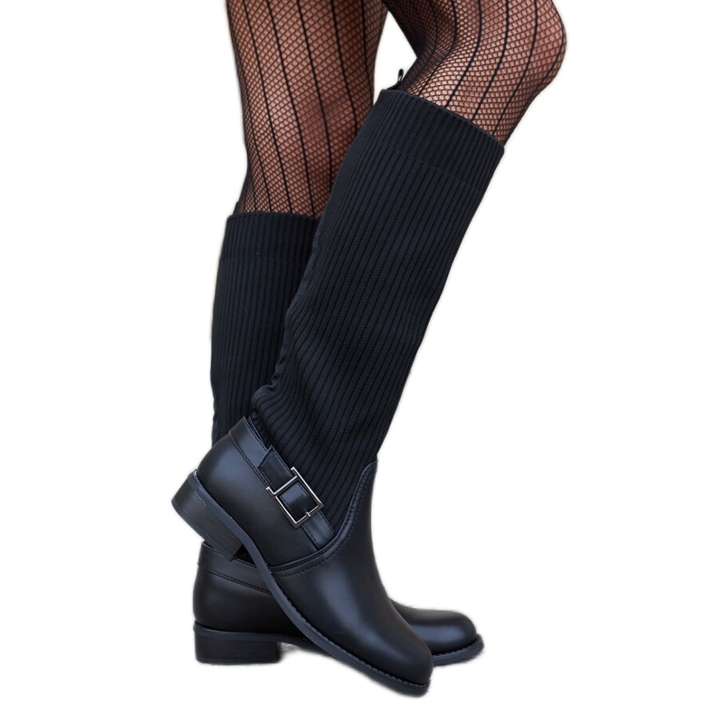 Fekete csizma rugalmas Casanova felsőrésszel