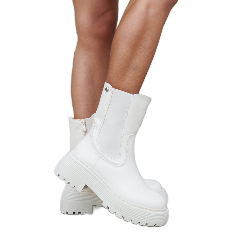 Krém szigetelésű bokacsizma a Rinaldo platformon bézs