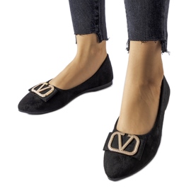 Fekete balettlapos, dekoratív Secondo csattal