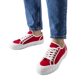 Piros tornacipő vastag Egidio platformon