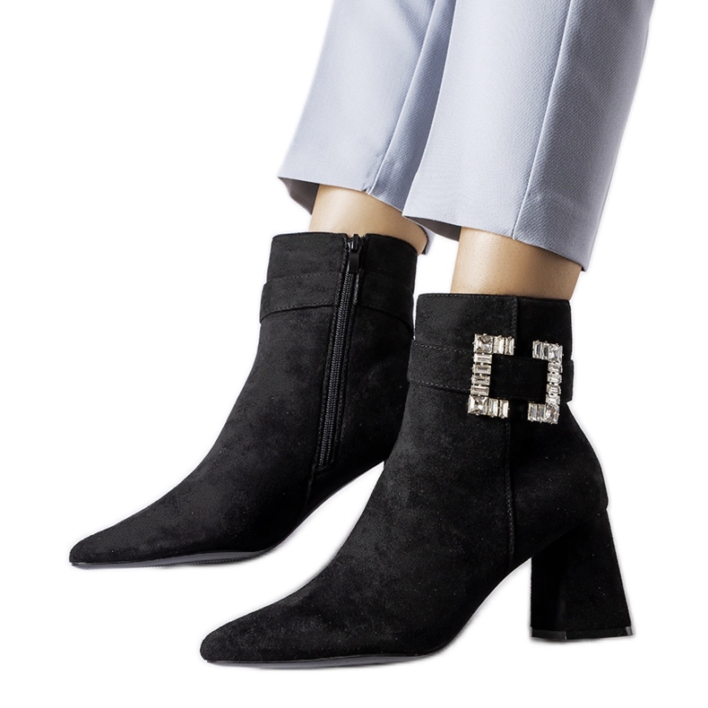 Fekete bokacsizma Alfero strasszokkal