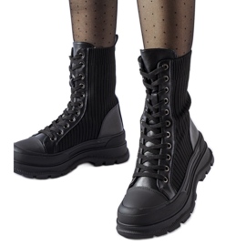 Fekete zoknis munkások vastag Vitto talppal