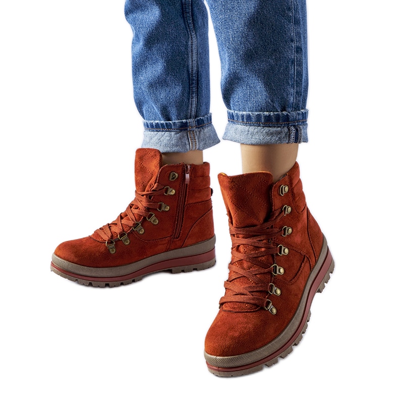 Piros szigetelt Mazara trekking cipő barna