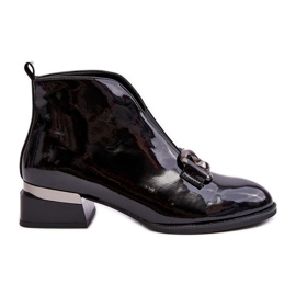 Vinceza Lakkbőr női alacsony sarkú csizma, szigetelt, fekete nadrág