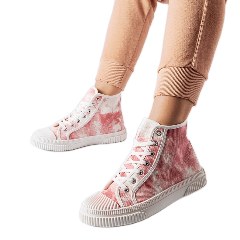 Inna Turistico rózsaszín tornacipő horzsolásokkal