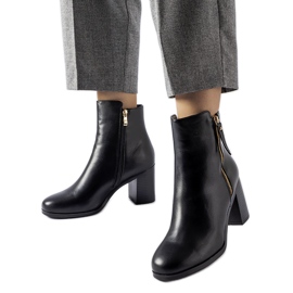 Fekete szigetelt klasszikus Edilio bokacsizma