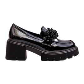 Sweet Shoes Női lakkbőr cipő fekete Renesma díszítéssel