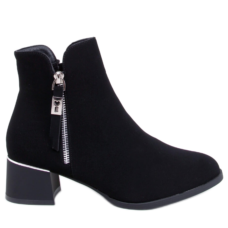 Leines Fekete alacsony sarkú bokacsizma