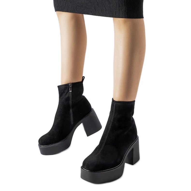 Fekete masszív, öko-velúr bokacsizma