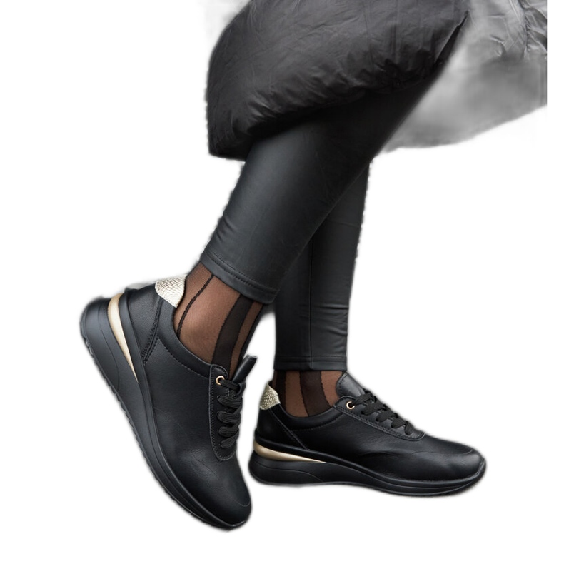 Fekete bőr cipők Federicotól