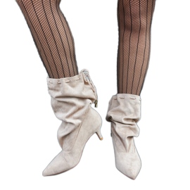 Bézs színű, öko-velúr, alacsonyan csúszós csizma