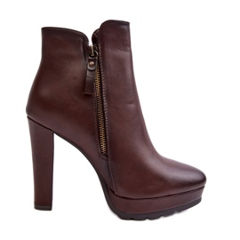 Barna Inezma magas sarkú bokacsizma cipzárral Barna Inezma magas sarkú bokacsizma cipzárral