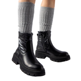 Garrett fekete bokacsizma dekoratív felsőrésszel