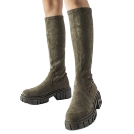 Zöld hosszú velúr csizma a Donnino-tól