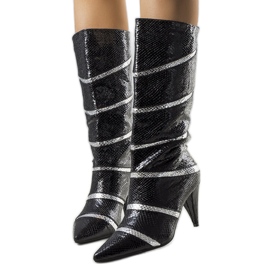Fekete és ezüst Nevzo hőszigetelt csizma Fekete és ezüst Nevzo hőszigetelt csizma