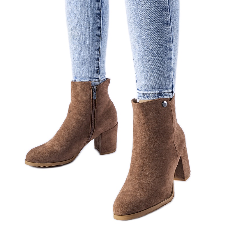 Barna, alacsony sarkú csizma, öko-velúr Risano