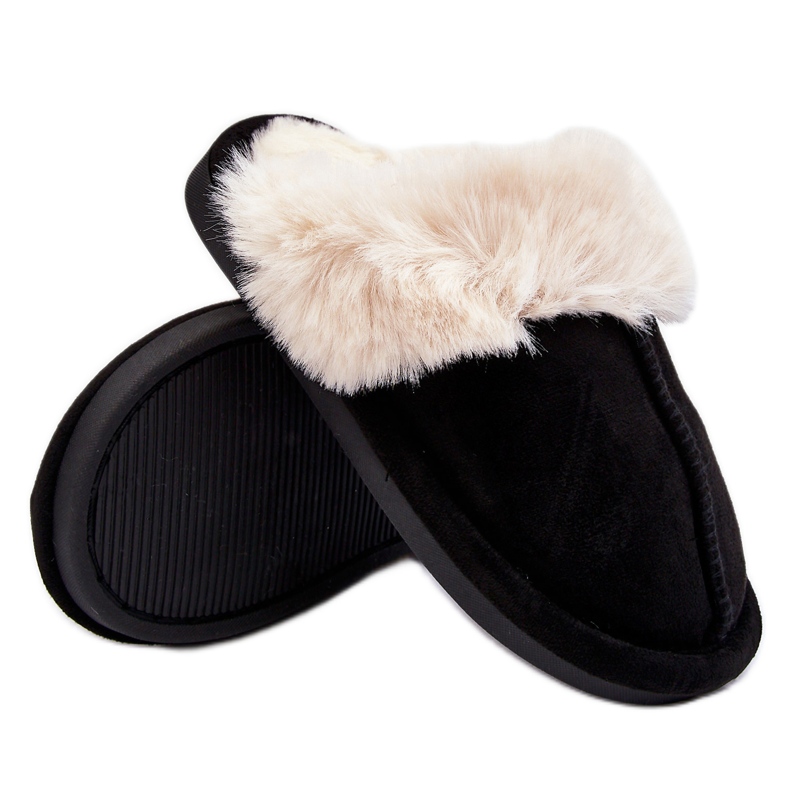 Fekete Befana gyerekpapucs bundával