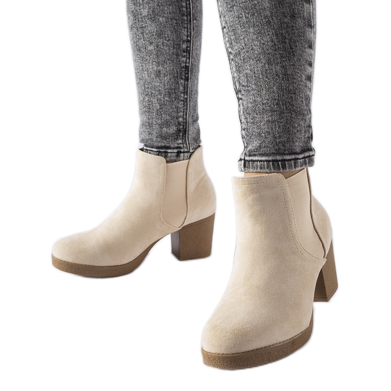 Bézs színű felbújós bokacsizma a Trevano-tól