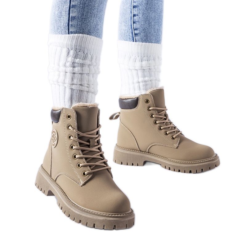 Barna szigetelt Medole csizma