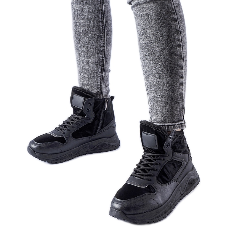 Fekete szigetelt magas Malles tornacipő