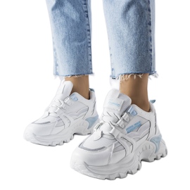 Kék tornacipő neon opál betétekkel