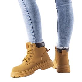 Barna hőszigetelt munkáscsizma a Stevens-től Barna hőszigetelt munkáscsizma a Stevens-től