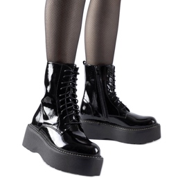 Fekete szabadalmi munkások a Leos platformon