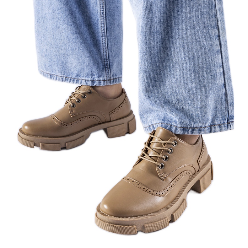 Piazzetta barna fűzős cipő