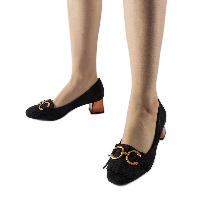 Fekete magas sarkú Basso pumpák