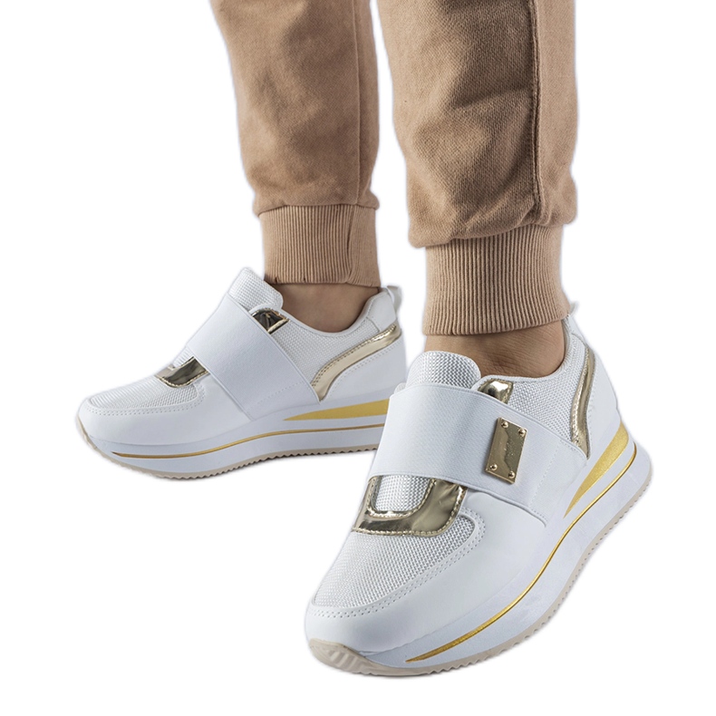 Fehér felbújós tornacipő Sages platformmal