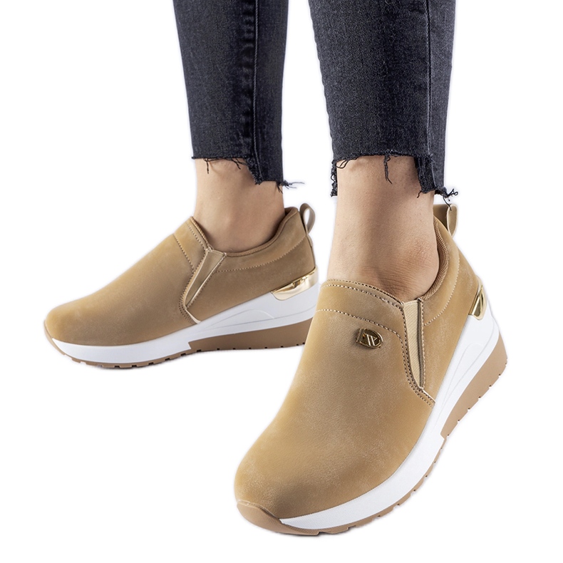 Sötétbézs Vitale wedge tornacipő