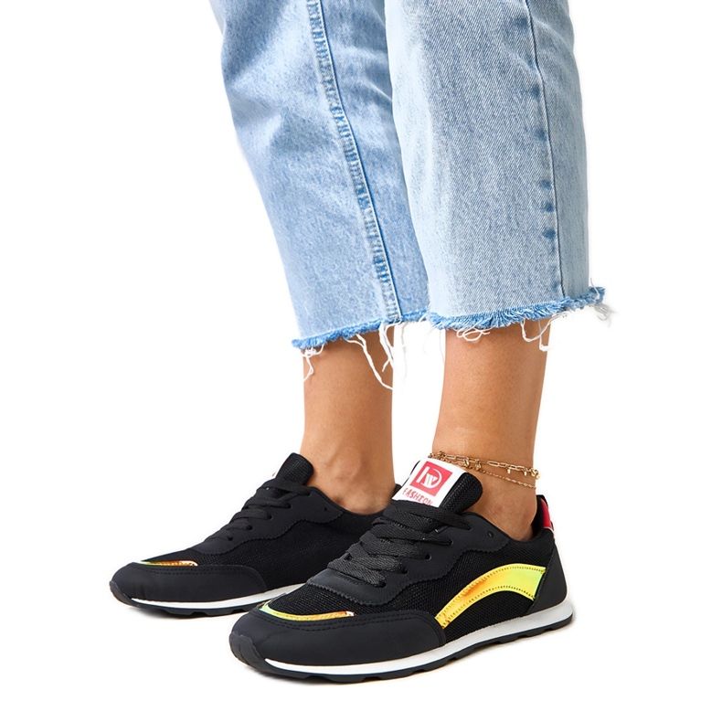 Fekete Cavior sportcipő