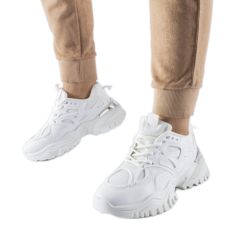 Cislago fehér sportcipő