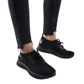 Fekete áttört Pierantonio tornacipő