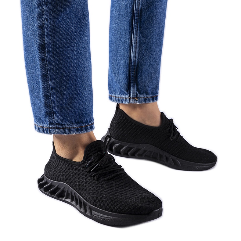 Fekete szövet tornacipő Derek