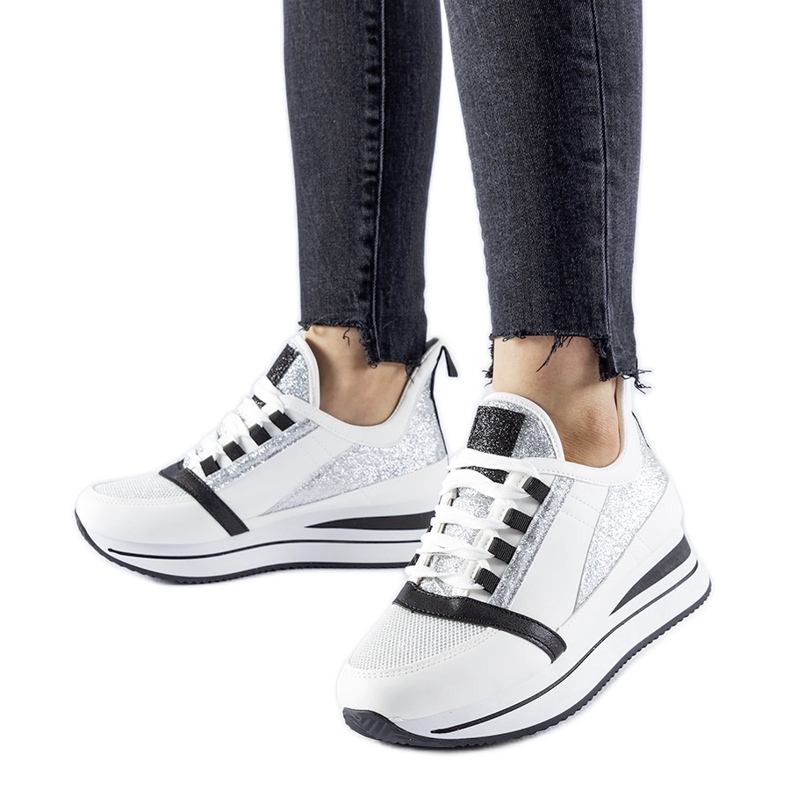 Fehér csillogó tornacipő a Marce platformon