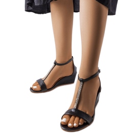 Fekete ékszandál Flusing strasszokkal